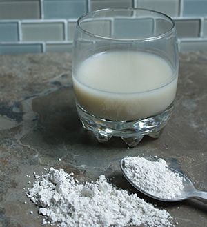 18 Reasons to Stock Diatomaceous Earth for Survival