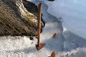 Maul Log Splitter - 26 Necessary Tools for Off-Grid Living