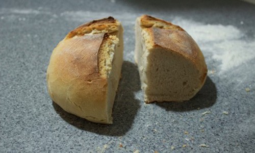 No-Knead Sourdough Bread 