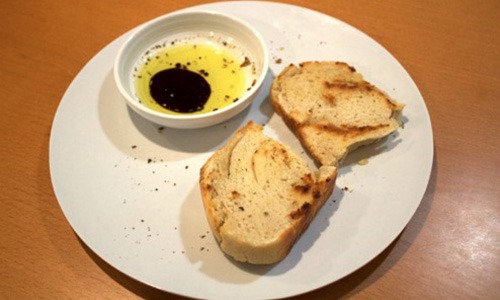 No-Knead Sourdough Bread 