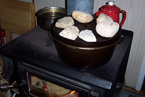 Dutch Oven – The Lost Art Of Scratch Cooking