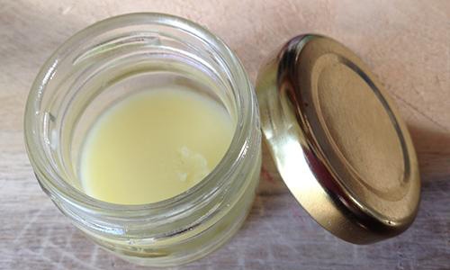 Easy DIY Survival Tiger Balm 