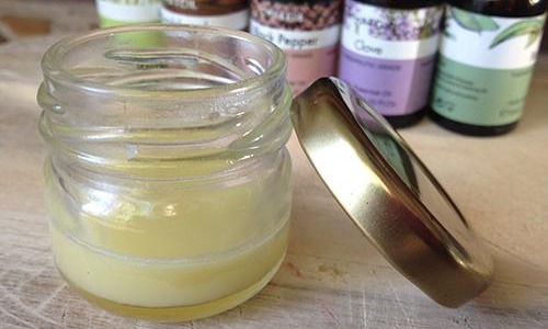 Easy DIY Survival Tiger Balm 