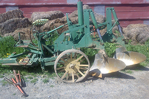 7 Prepping Items To Look For At The Amish Store