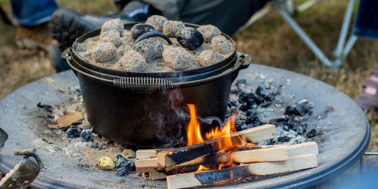 Dutch Oven Recipes Cowboys Survived On